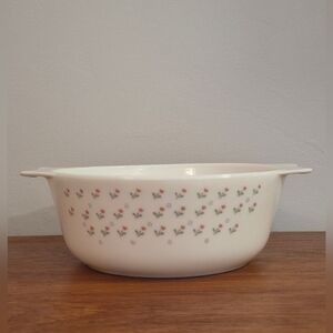 Vintage Pyrex Casserole Dish